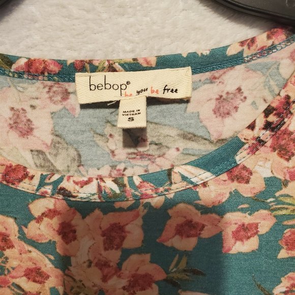 Women's Small Mini Dress - Picture 2 of 2